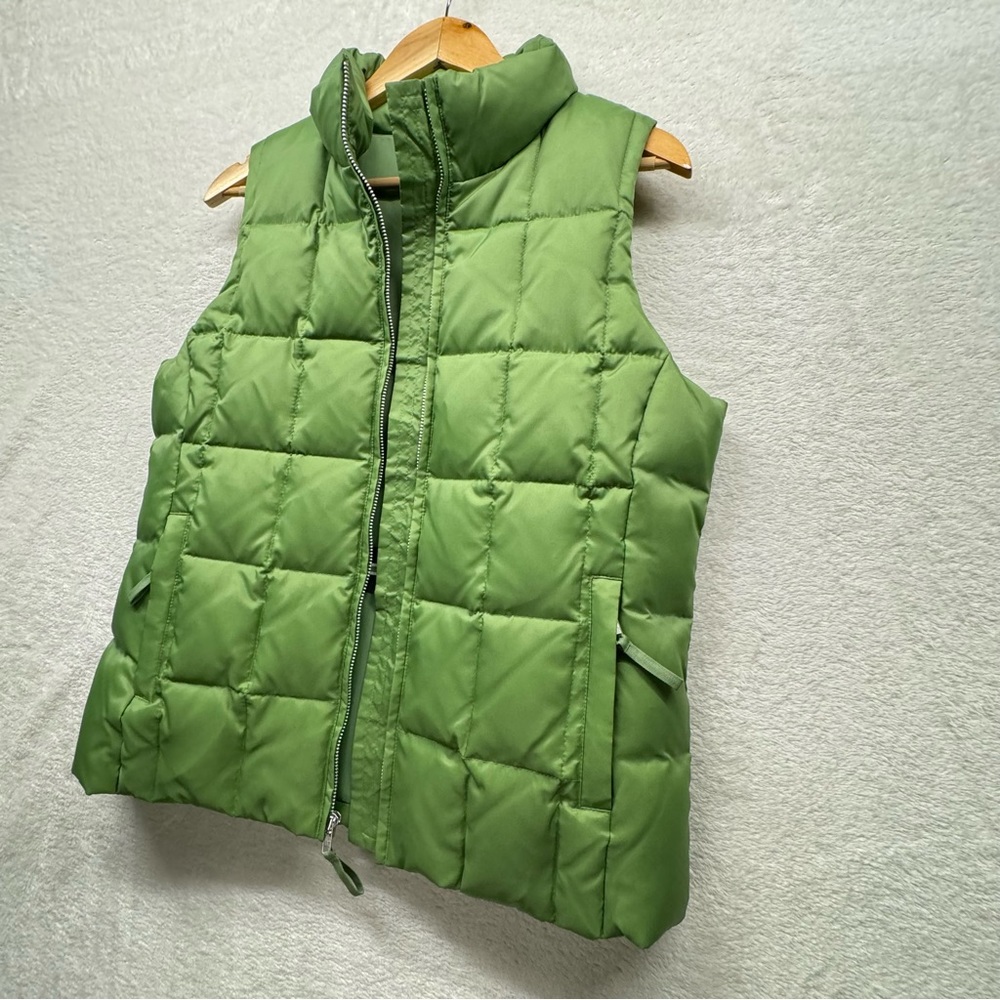 GAP Down Puffer Vest Full Zip has Inside Pocket, Kelly Green, Size (MED) Medium